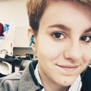 Meet your Posher, Vanessa